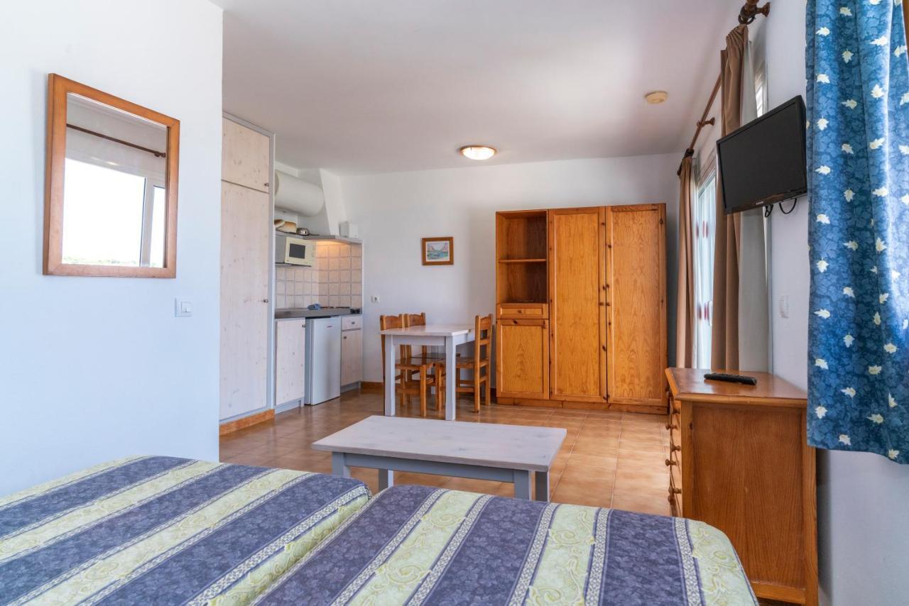 Apartamentos Vista Blanes Cala'N Blanes  Luaran gambar